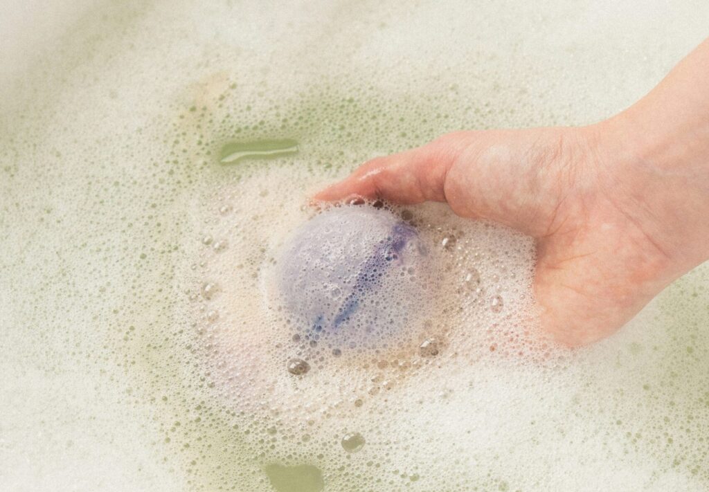 How to Choose the Right CBD Bath Bomb for Your Routine