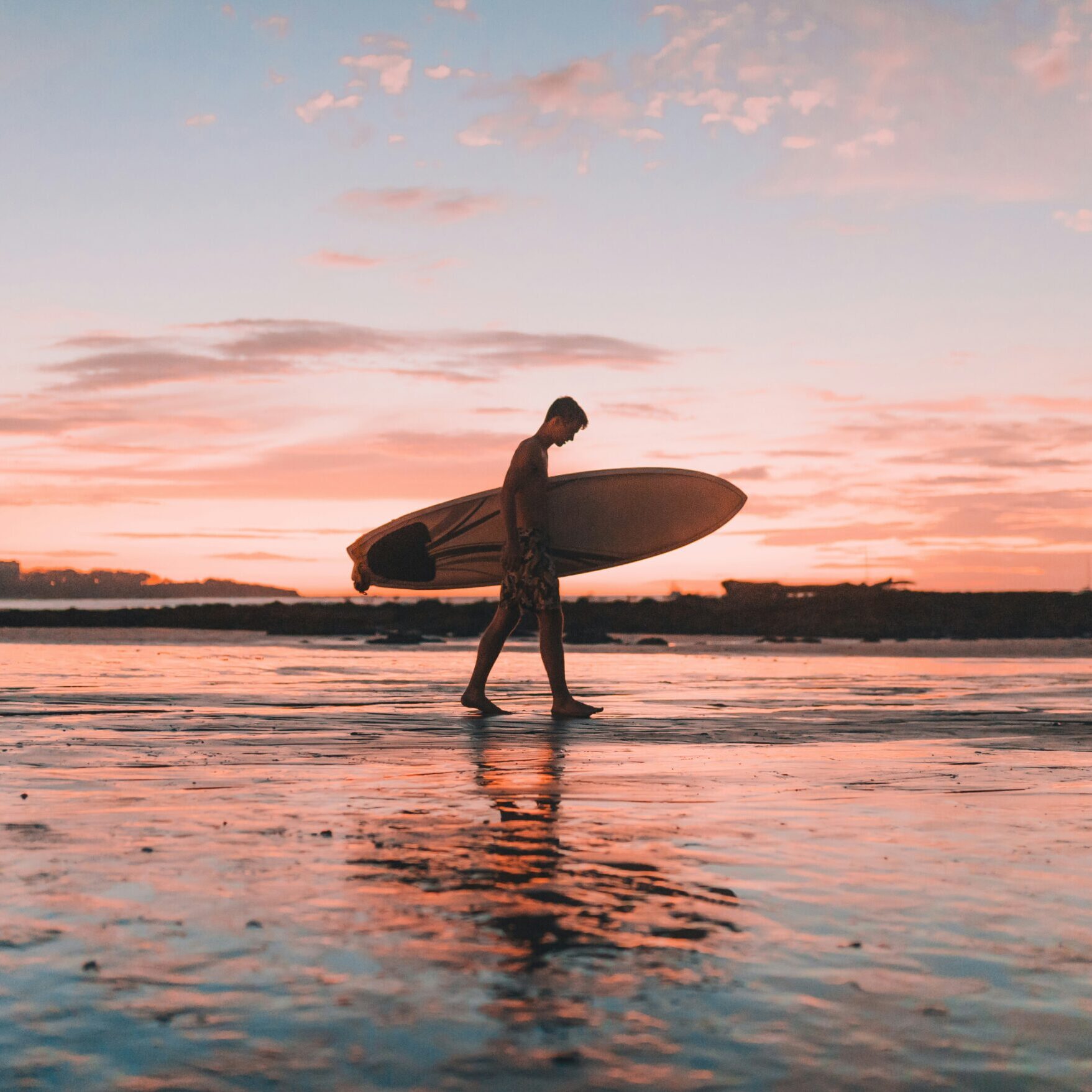 CBD For Surfing: Riding The Waves With Enhanced Focus